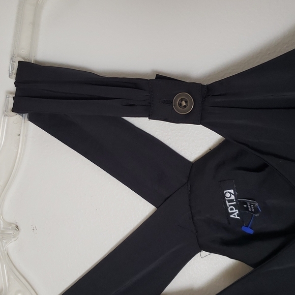 Apt 9 black jumpsuit, romper, cropped ankle, women's size 4 or Small - Picture 6 of 10